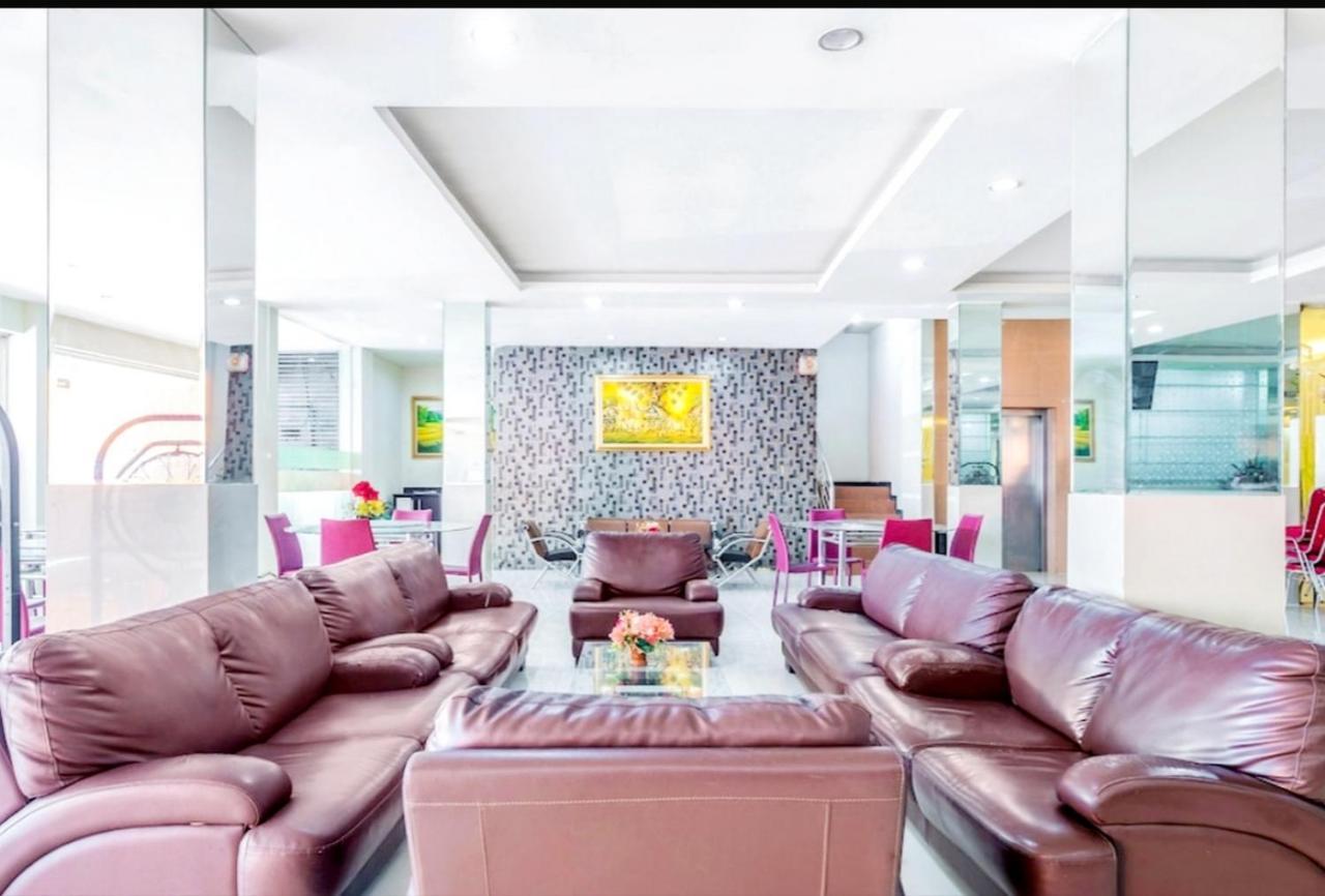 Agraha Andalas Hotel Makasar Zewnętrze zdjęcie