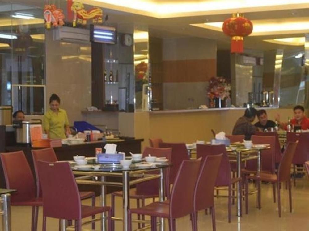 Agraha Andalas Hotel Makasar Zewnętrze zdjęcie