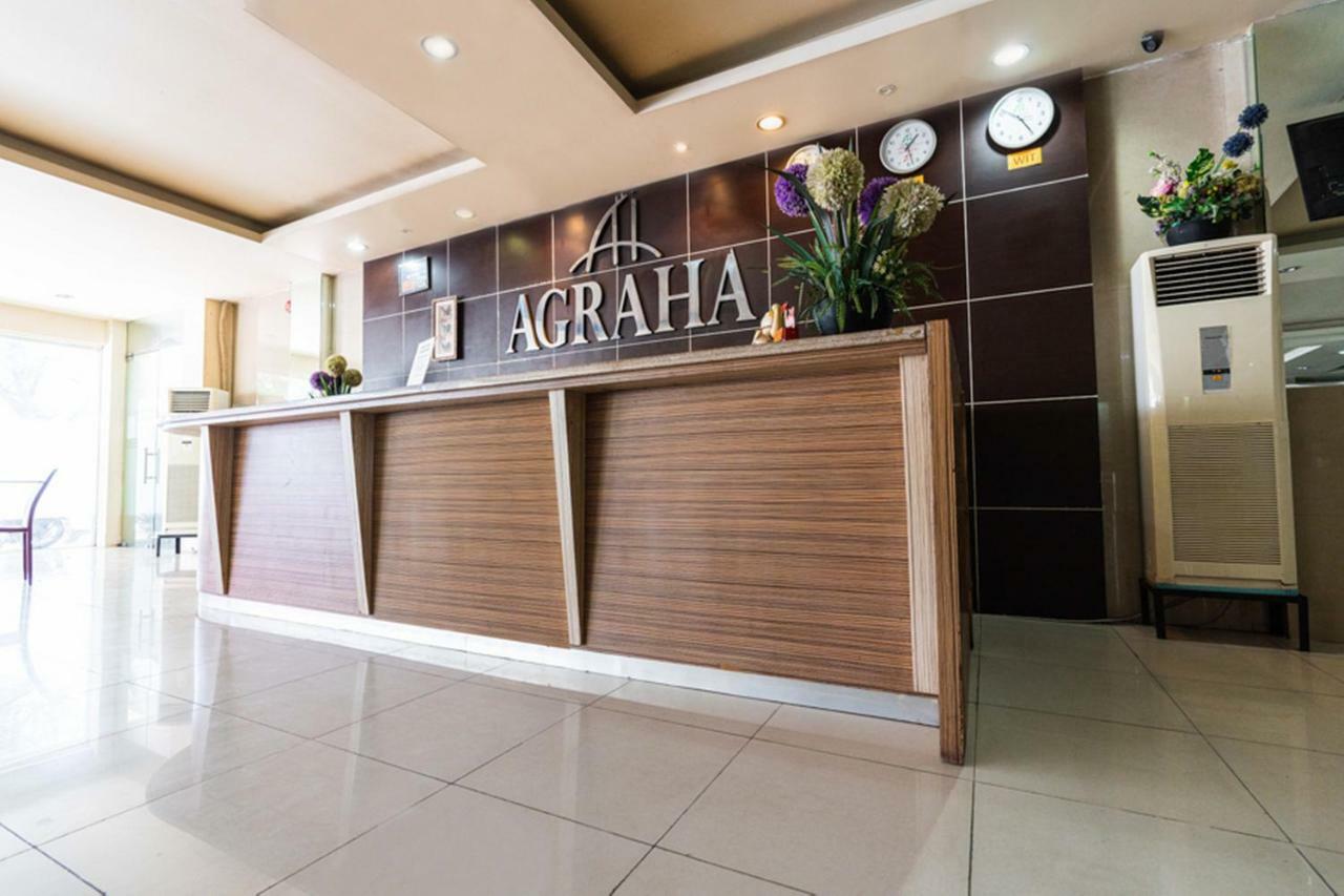 Agraha Andalas Hotel Makasar Zewnętrze zdjęcie