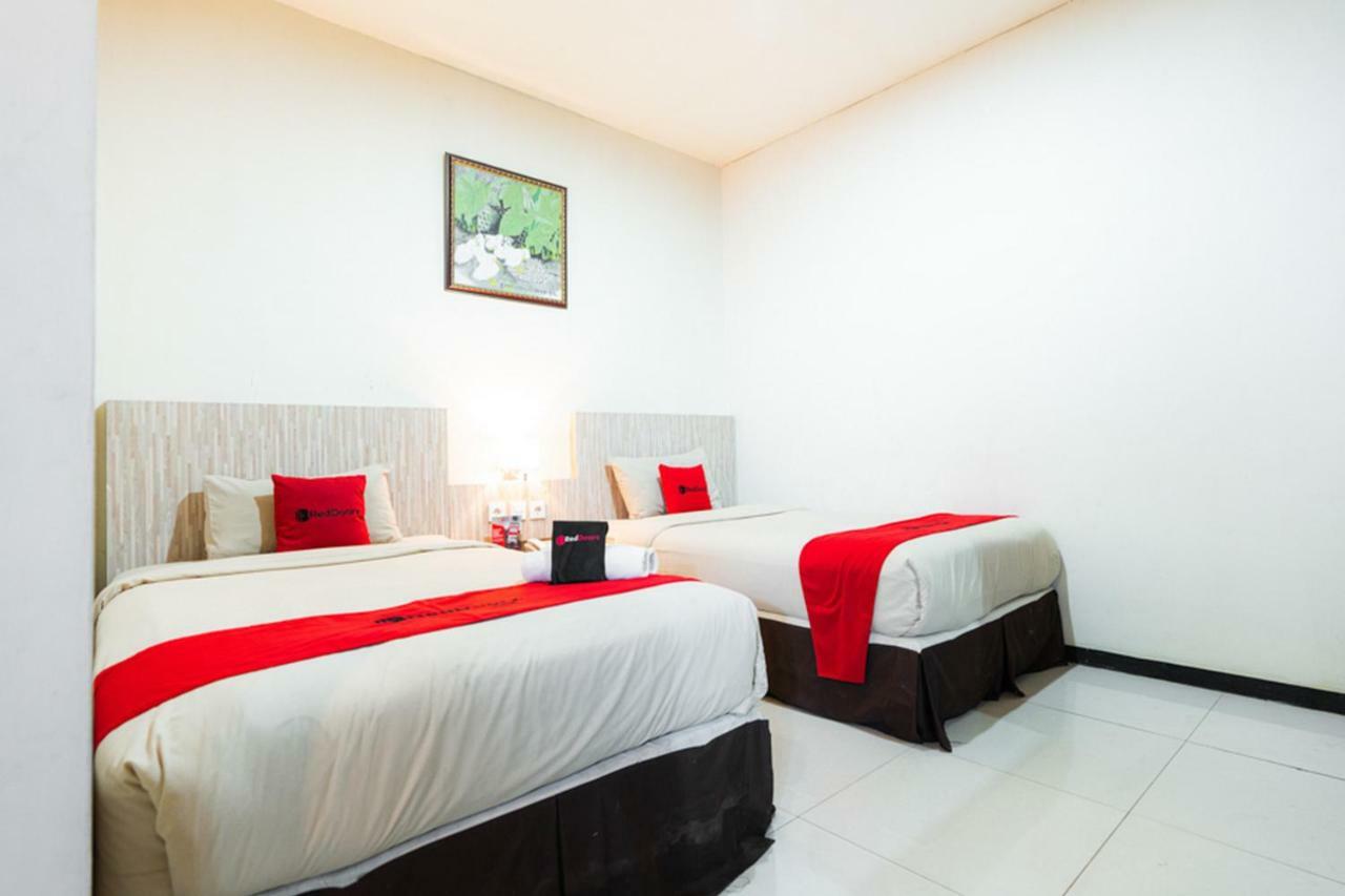 Agraha Andalas Hotel Makasar Zewnętrze zdjęcie